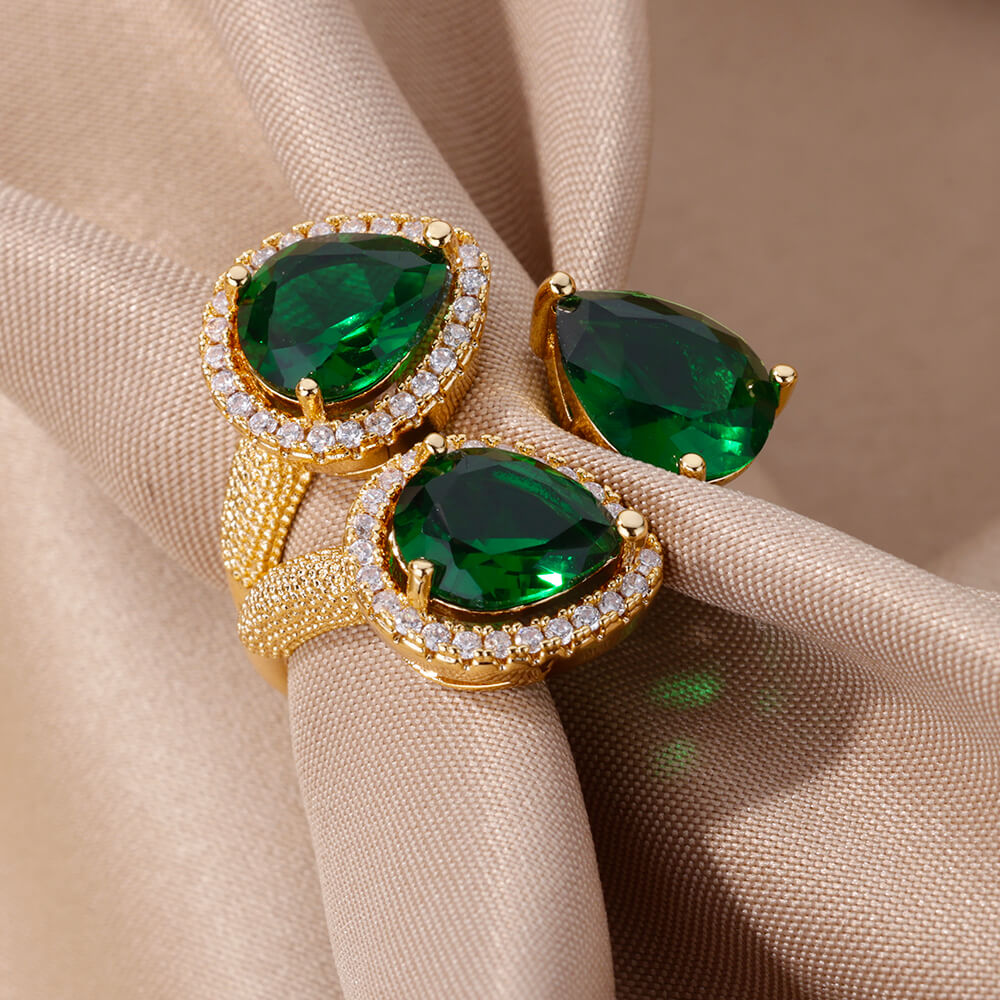 Anel Gota de Zircônia Verde (Banhado a Ouro 18K)