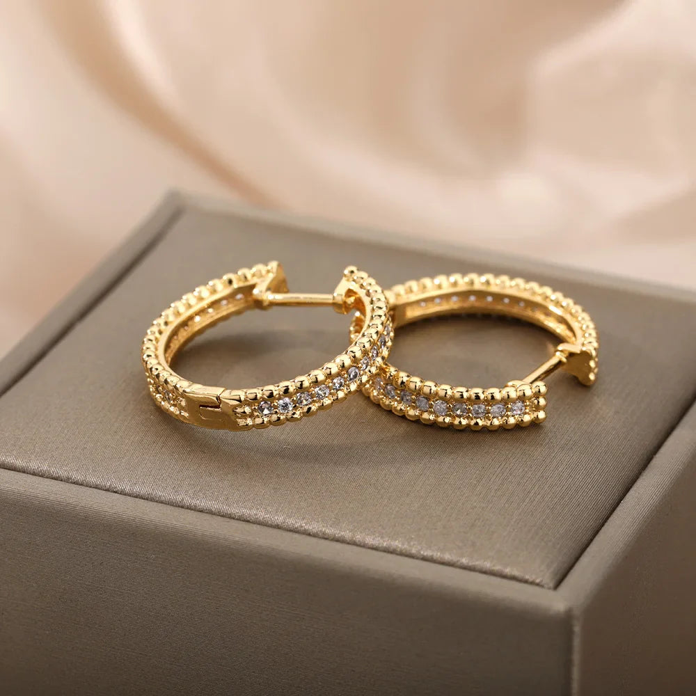 Brincos Círculo de Zircônia (Banhado a Ouro 18K)