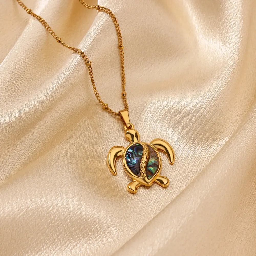 Colar Tartaruga do Mar (Banhado a Ouro 18K)