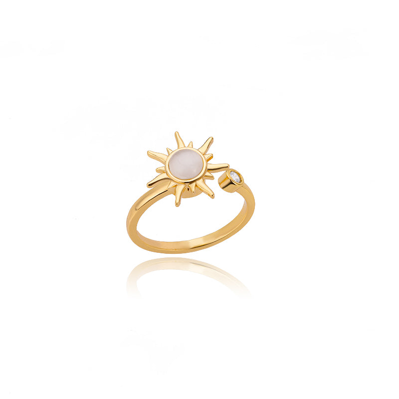 Anel Sol Rotativo de Opala (Banhado a Ouro 18K)