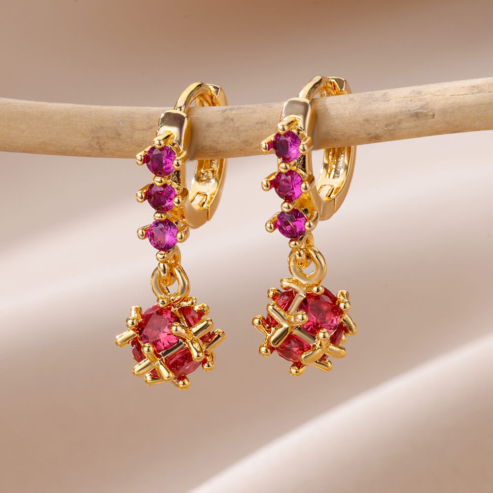 Brincos Esféricos de Zircônia (Banhado a Ouro 18K)