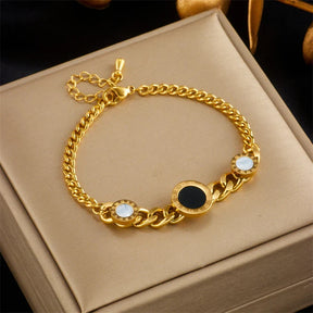 Pulseira Charm Round com Fecho de Pérola (Banhado Ouro 18K)