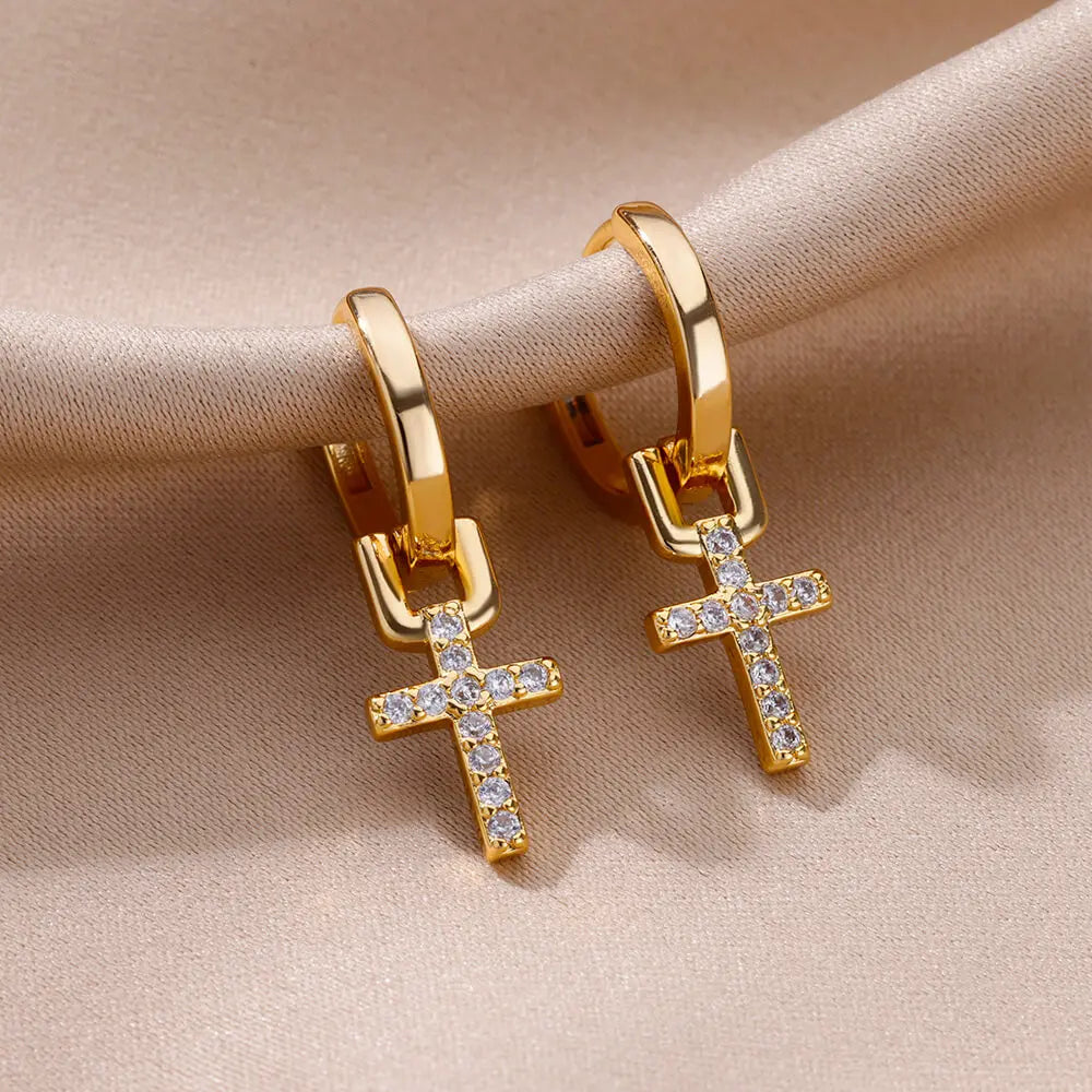 Brincos Cruz Zircônia Elegance (Banhado a Ouro 18K)