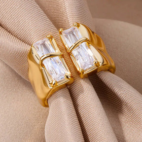 Anel Prisma Real (Banhado a Ouro 18K)