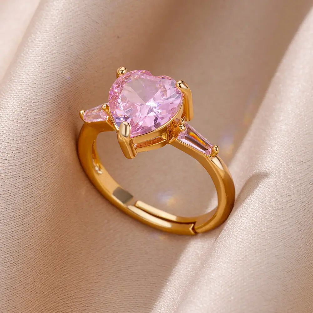 Anel Coração de Zircônia Rosa (Banhado a Ouro 18K)