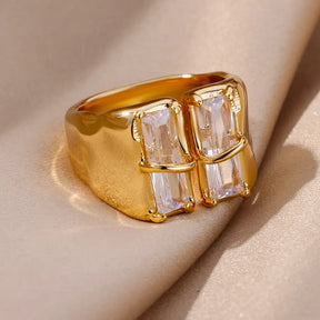 Anel Prisma Real (Banhado a Ouro 18K)